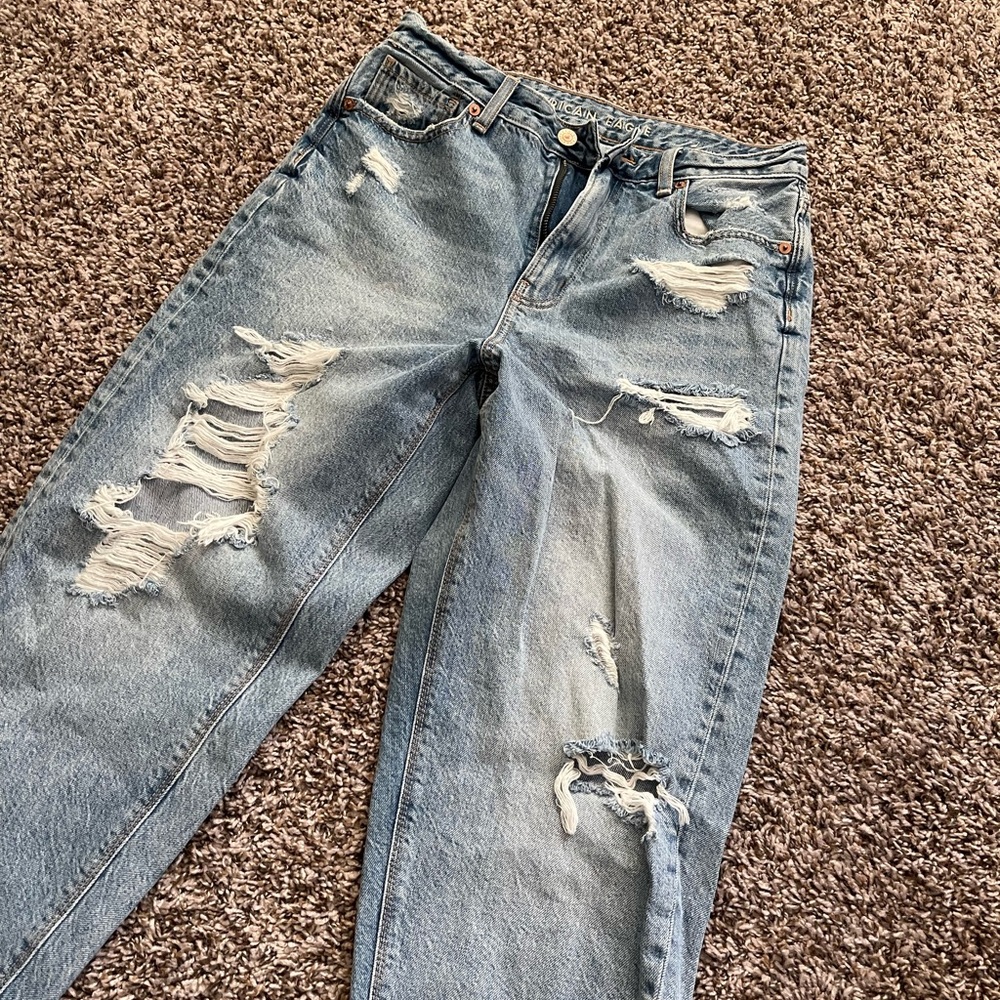 American Eagle Mom Jeans